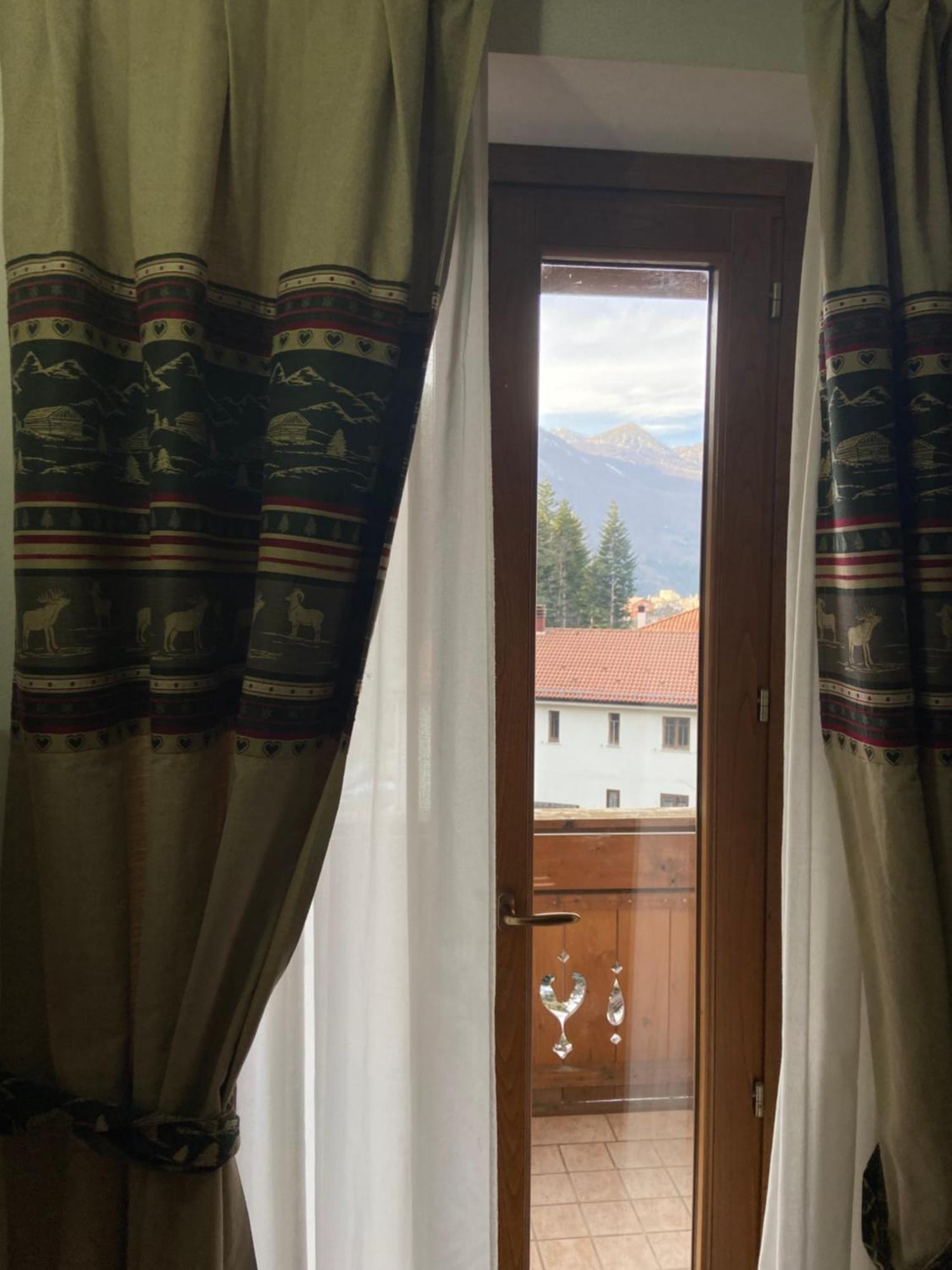Hotel Mille Pini Ovindoli Esterno foto